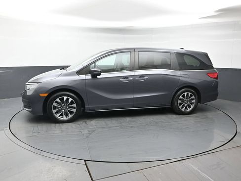 Used 2022 Honda Odyssey EX-L image 2
