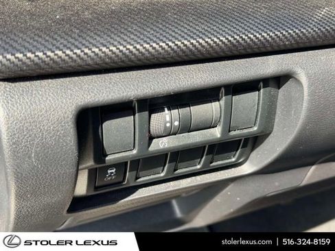 Used 2019 Subaru Crosstrek 2.0i w/ Eyesight System image 22