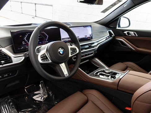 Certified 2026 BMW X6 xDrive40i w/ Premium Package image 16