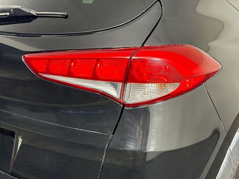 Used 2017 Hyundai Tucson SE image 33