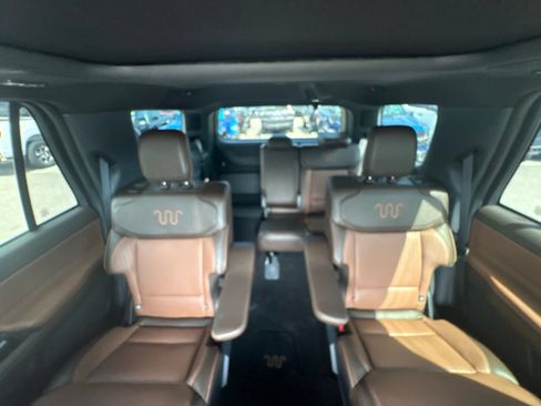 Used 2025 Ford Expedition King Ranch AWD/4WD image 21