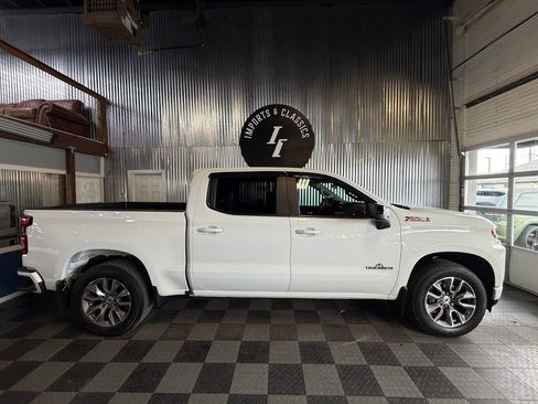 Used 2019 Chevrolet Silverado 1500 RST w/ True North Edition AWD/4WD image 8