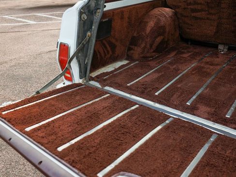 Used 1989 Jeep Grand Wagoneer image 91