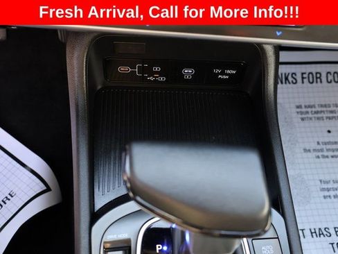 Used 2025 Hyundai Kona SEL image 30