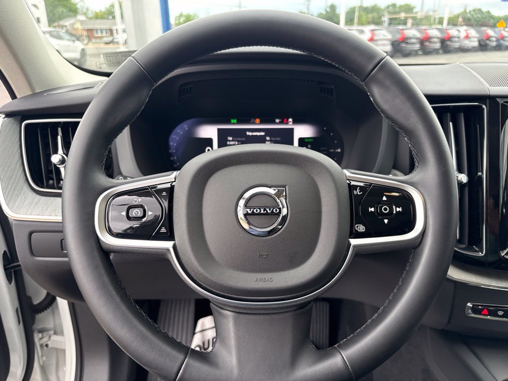 Certified 2025 Volvo XC60 T8 Plus w/ Protection Package Premier AWD/4WD image 19