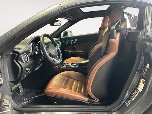 Used 2019 Mercedes-Benz SLC 300 image 14