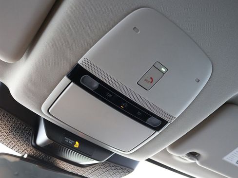 Used 2023 Nissan Ariya AWD image 48