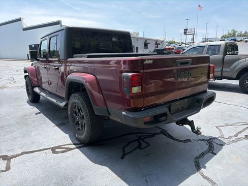 Used 2021 Jeep Gladiator Sport AWD/4WD image 5