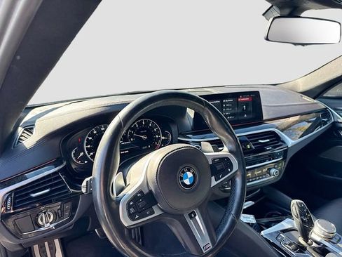 Used 2018 BMW M550i xDrive M550i xDrive image 10