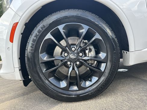 Used 2021 Dodge Durango R/T w/ Technology Group AWD/4WD image 12