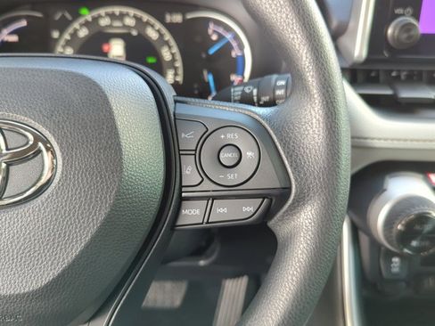 Certified 2025 Toyota RAV4 XLE image 17