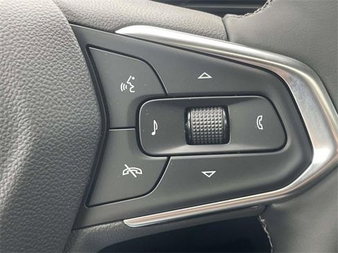 New 2026 Chevrolet Trax ACTIV w/ Sunroof Package image 19