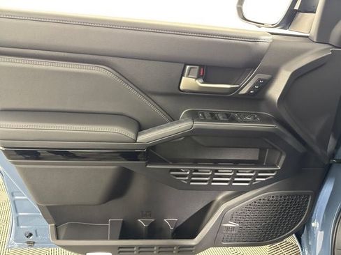 New 2025 Toyota 4Runner Limited image 19