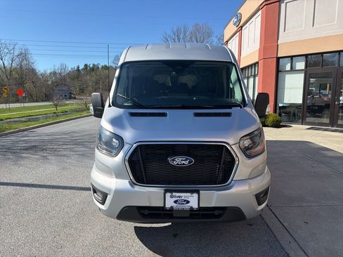 New 2026 Ford Transit 350 148 Medium Roof Wagon AWD image 2