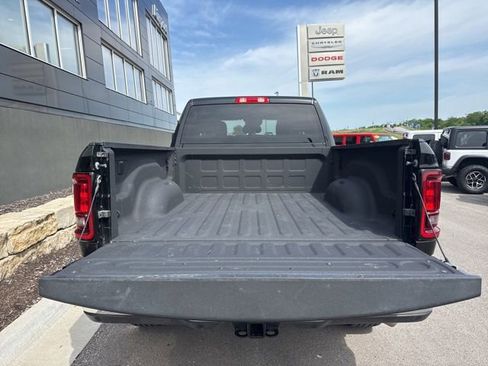 Used 2025 RAM 2500 Big Horn AWD/4WD image 5