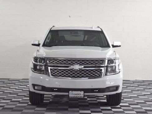 Used 2017 Chevrolet Suburban LT w/ LT Signature Package image 9