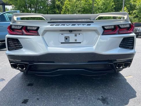 Used 2021 Chevrolet Corvette Stingray Premium Cpe w/ Z51 Performance Package RWD image 8