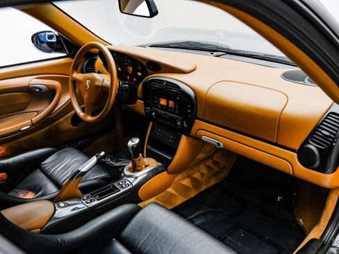 Used 2004 Porsche 911 GT3 image 43