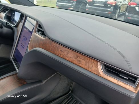 Used 2020 Tesla Model X Long Range AWD/4WD image 18