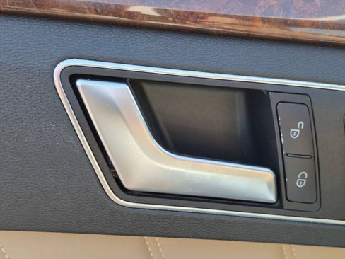 Used 2012 Mercedes-Benz E 350 Sedan image 13