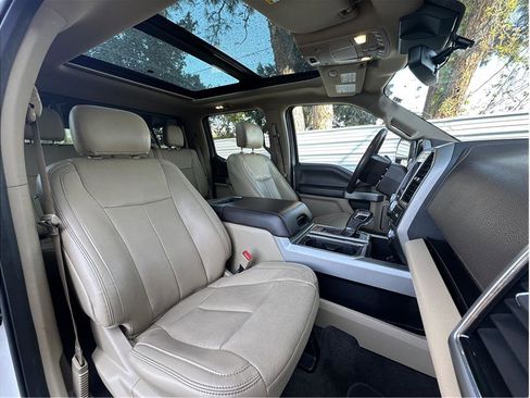 Used 2018 Ford F150 Lariat w/ Equipment Group 502A Luxury AWD/4WD image 4