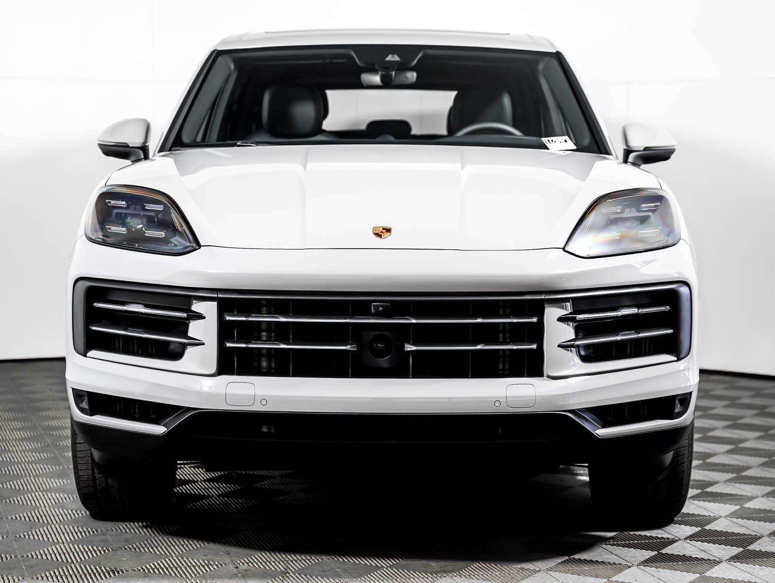Certified 2024 Porsche Cayenne AWD/4WD image 7