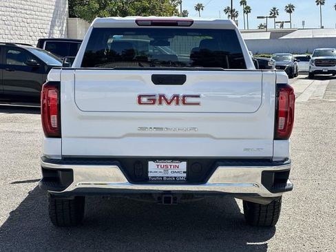 Used 2025 GMC Sierra 1500 SLT AWD/4WD image 5