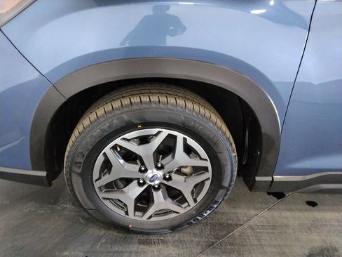 Used 2023 Subaru Forester Premium image 45