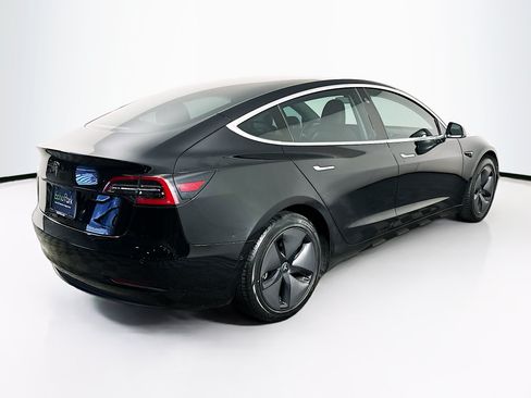 Used 2019 Tesla Model 3 Standard Range RWD image 9