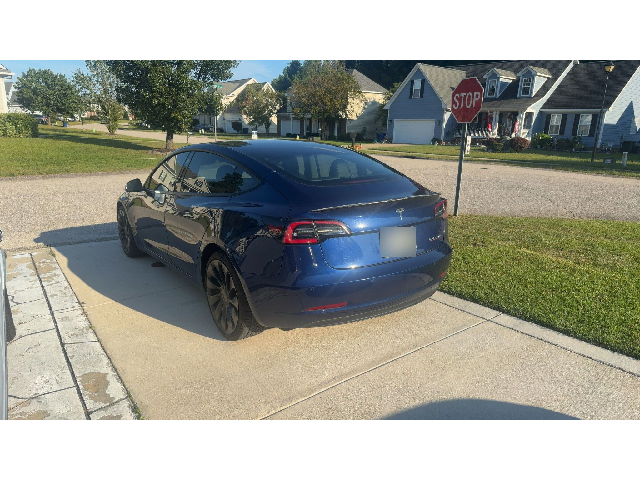 Used 2022 Tesla Model 3 Performance AWD/4WD image 3