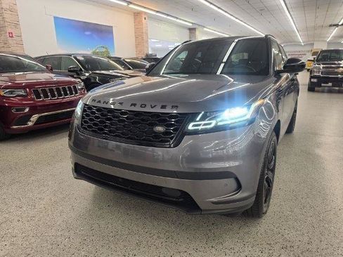 Used 2019 Land Rover Range Rover Velar S AWD/4WD image 2