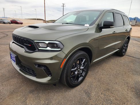 New 2026 Dodge Durango GT image 3