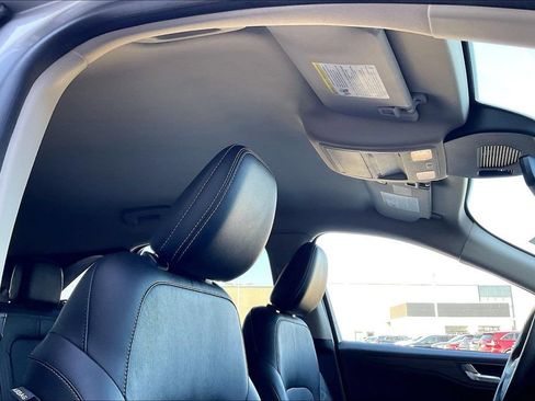 Used 2020 Ford Escape Titanium AWD/4WD image 22