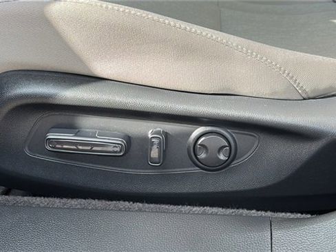 Used 2024 Honda Accord EX image 11