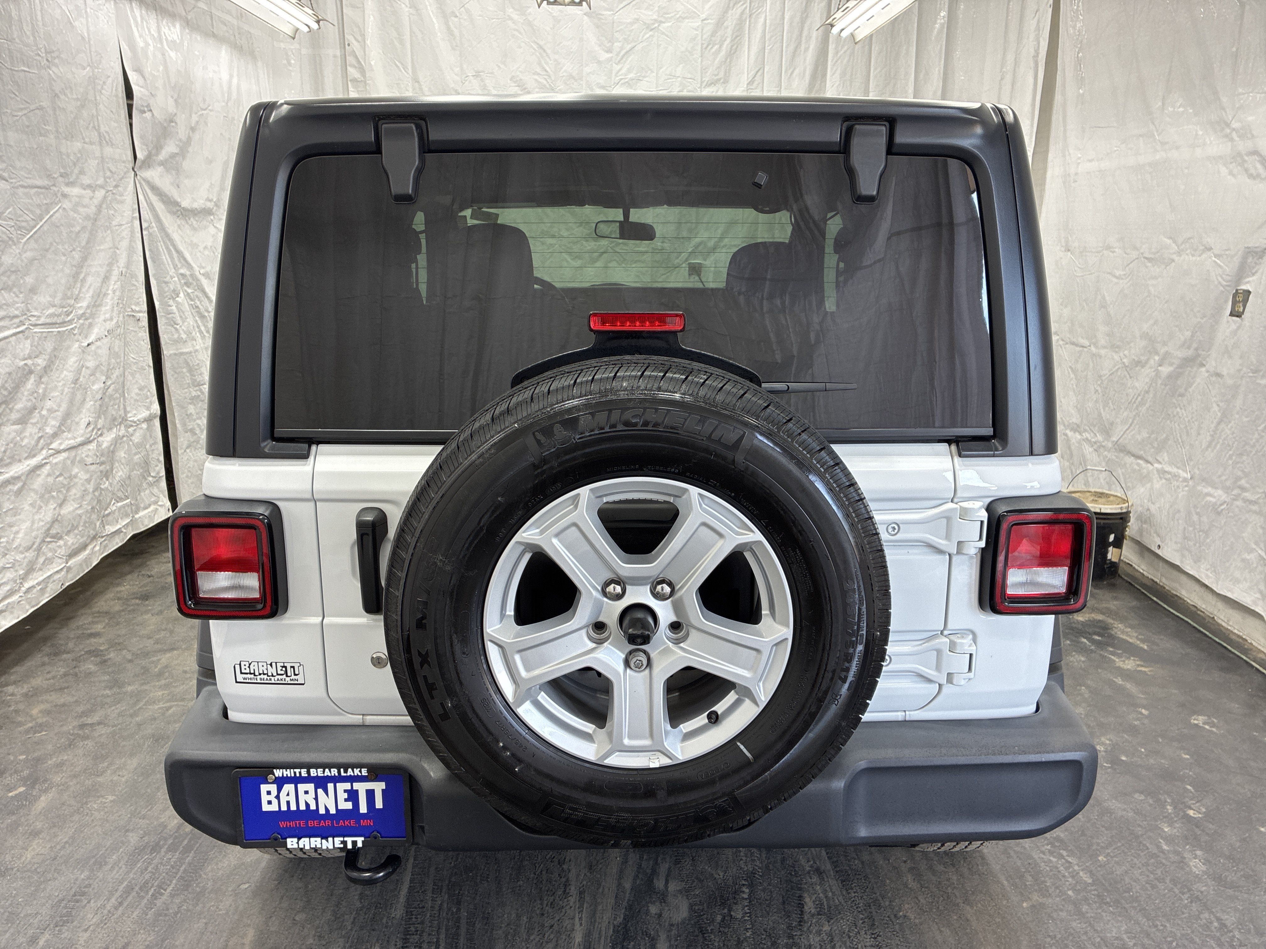 Used 2019 Jeep Wrangler Sport AWD/4WD image 8