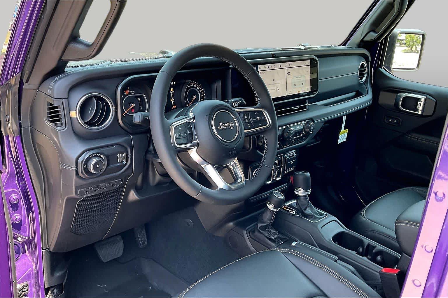 New 2026 Jeep Wrangler Unlimited Sahara AWD/4WD image 8