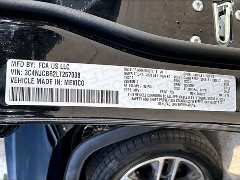 Used 2020 Jeep Compass Latitude image 33