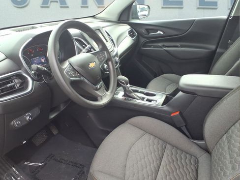 Used 2020 Chevrolet Equinox LT w/ LPO, Floor Liner Package image 15