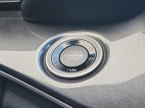 Used 2023 Jeep Grand Cherokee L Laredo RWD image 24