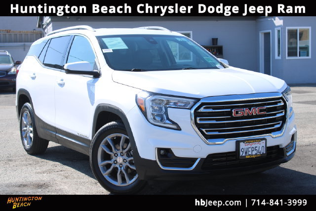 Used 2022 GMC Terrain SLT AWD/4WD image 1