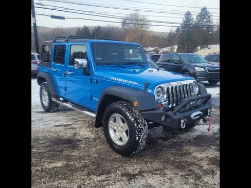 Used 2011 Jeep Wrangler Unlimited Rubicon w/ Dual Top Group image 2