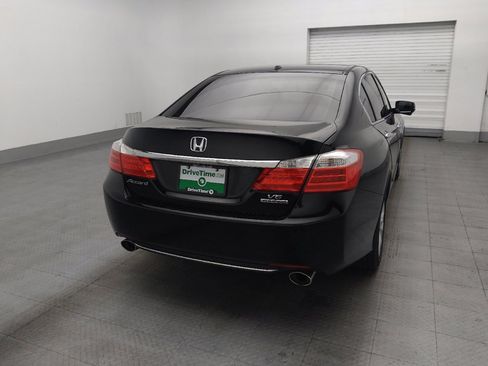 Used 2015 Honda Accord Touring image 7