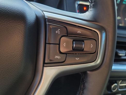 Used 2024 Chevrolet Tahoe Z71 w/ Luxury Package image 34