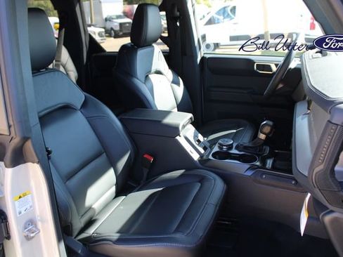 New 2025 Ford Bronco Outer Banks image 7