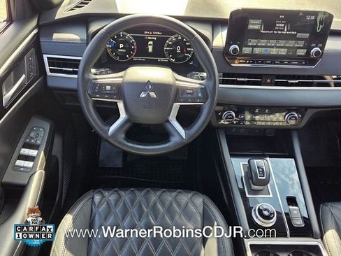 Used 2023 Mitsubishi Outlander SEL image 7
