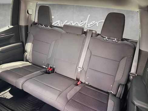 Used 2023 Chevrolet Silverado 1500 LT RWD image 23