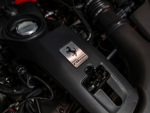 Certified 2023 Ferrari F8 Tributo RWD image 35