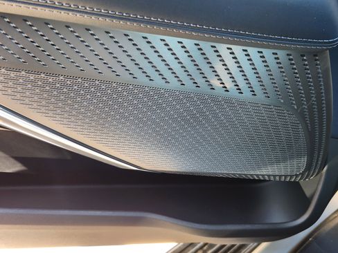 New 2025 Cadillac Escalade IQ Luxury 2 AWD/4WD image 22