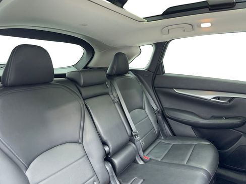 Used 2023 INFINITI QX50 Luxe image 42