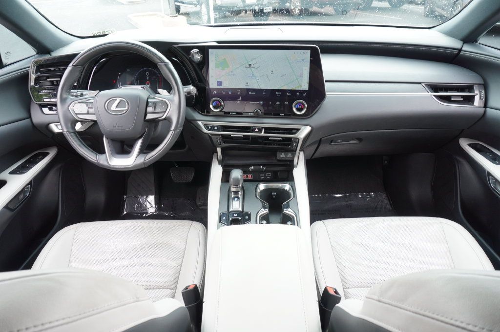 Used 2024 Lexus RX 350 Premium Plus w/ Convenience Package FWD image 11
